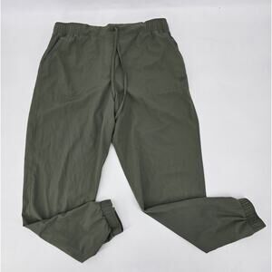 Albion Fit Everywhere Joggers 
In Sage
